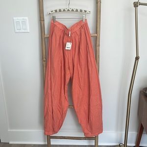 FREE PEOPLE To the sky parachute pants SIZE XSMALL